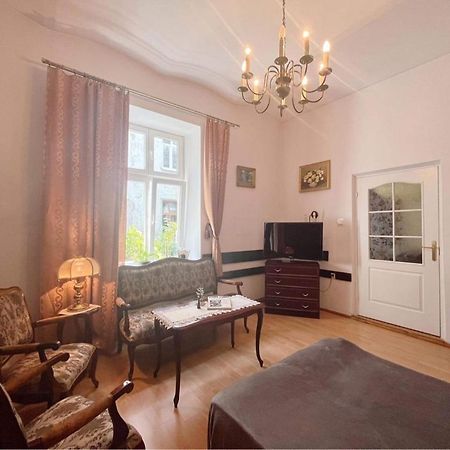 Vintage Kazimierz Apartment Krakow Bagian luar foto
