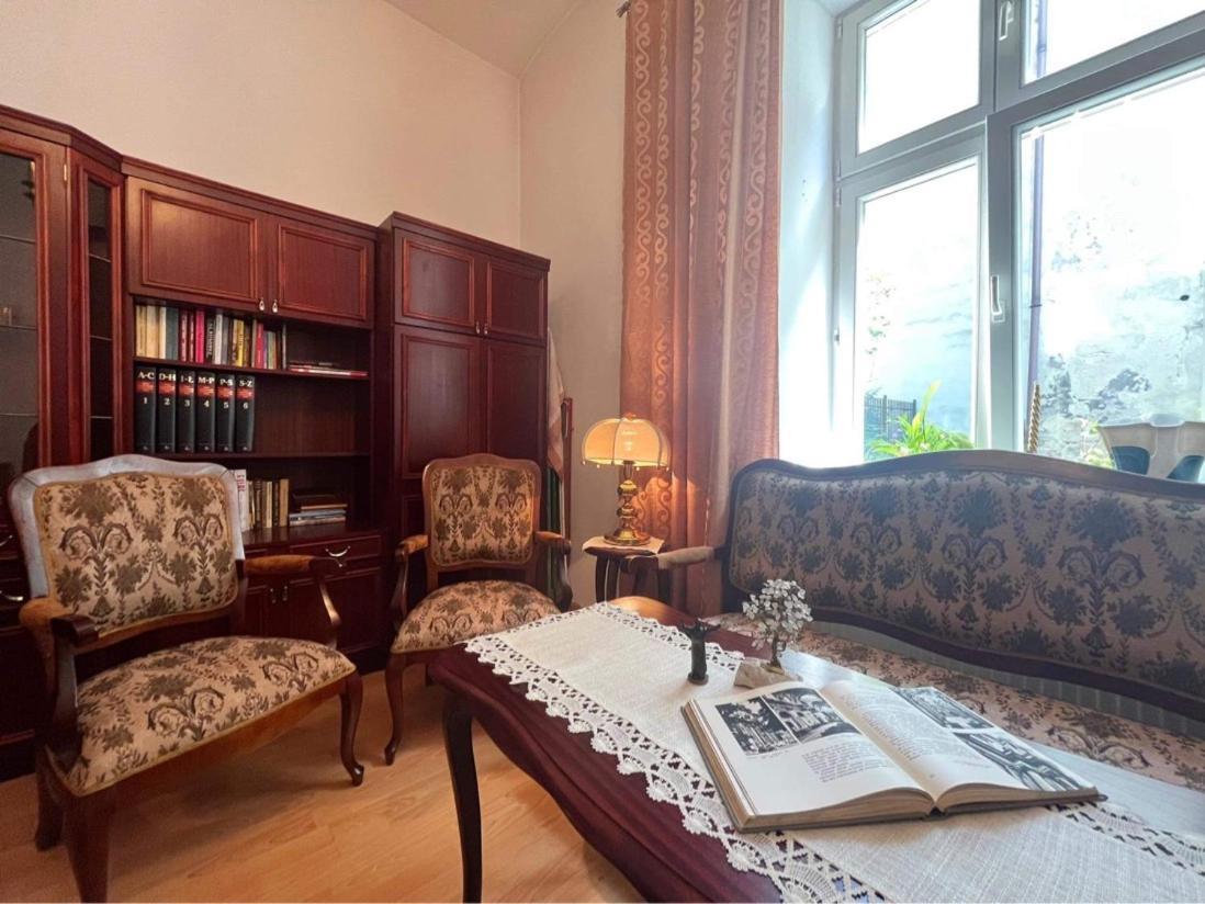 Vintage Kazimierz Apartment Krakow Bagian luar foto